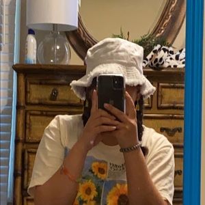 Meet your Posher, Salma